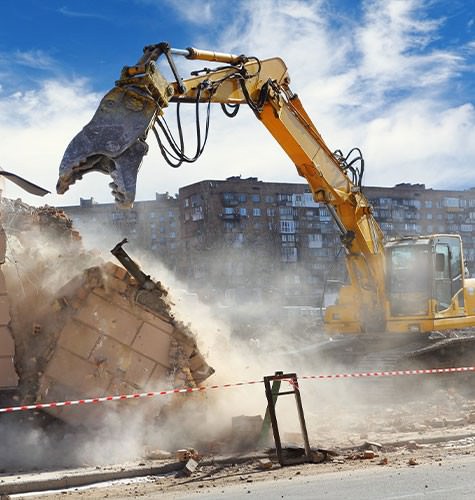 Услуги демонтажа в Алуште